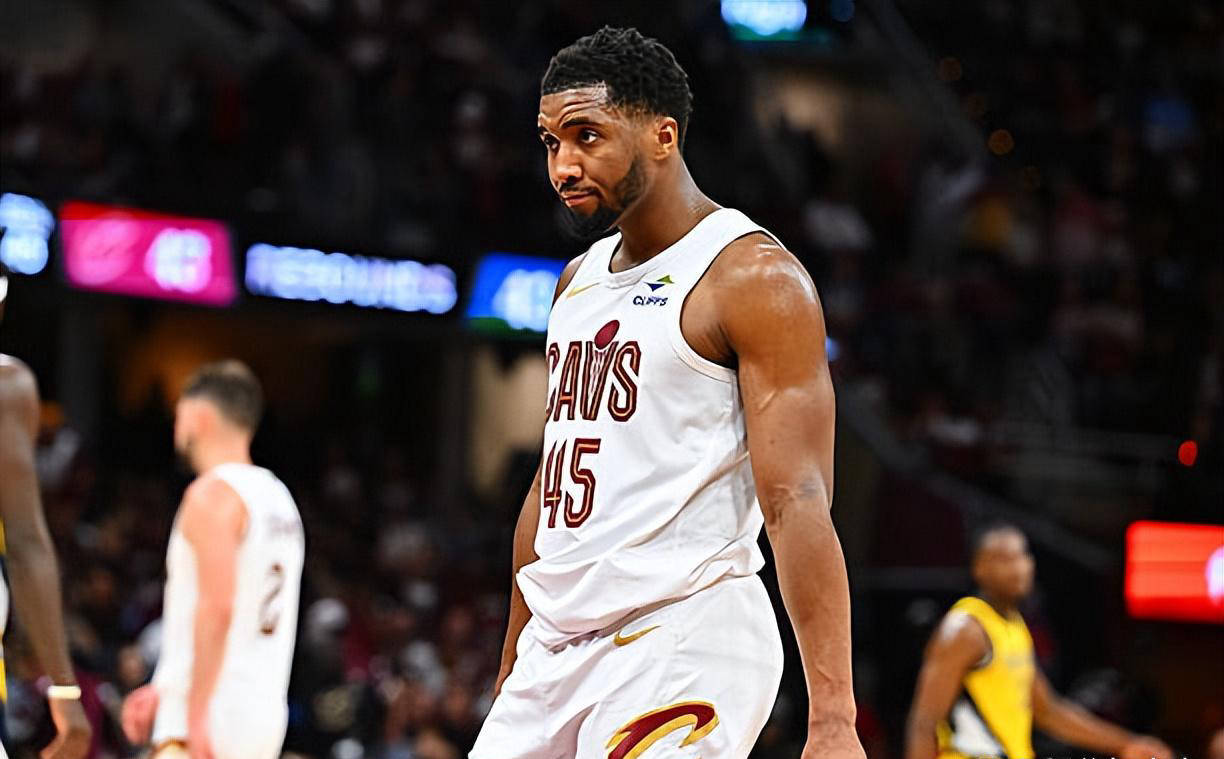 九游体育入口-米切尔腿筋拉伤，骑士季后赛前景蒙阴影