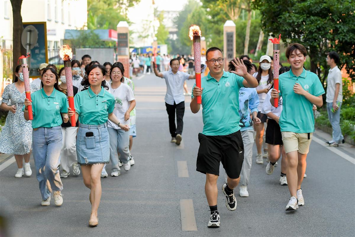 九游体育在线-火炬传递进行中，你知道背后的故事吗？