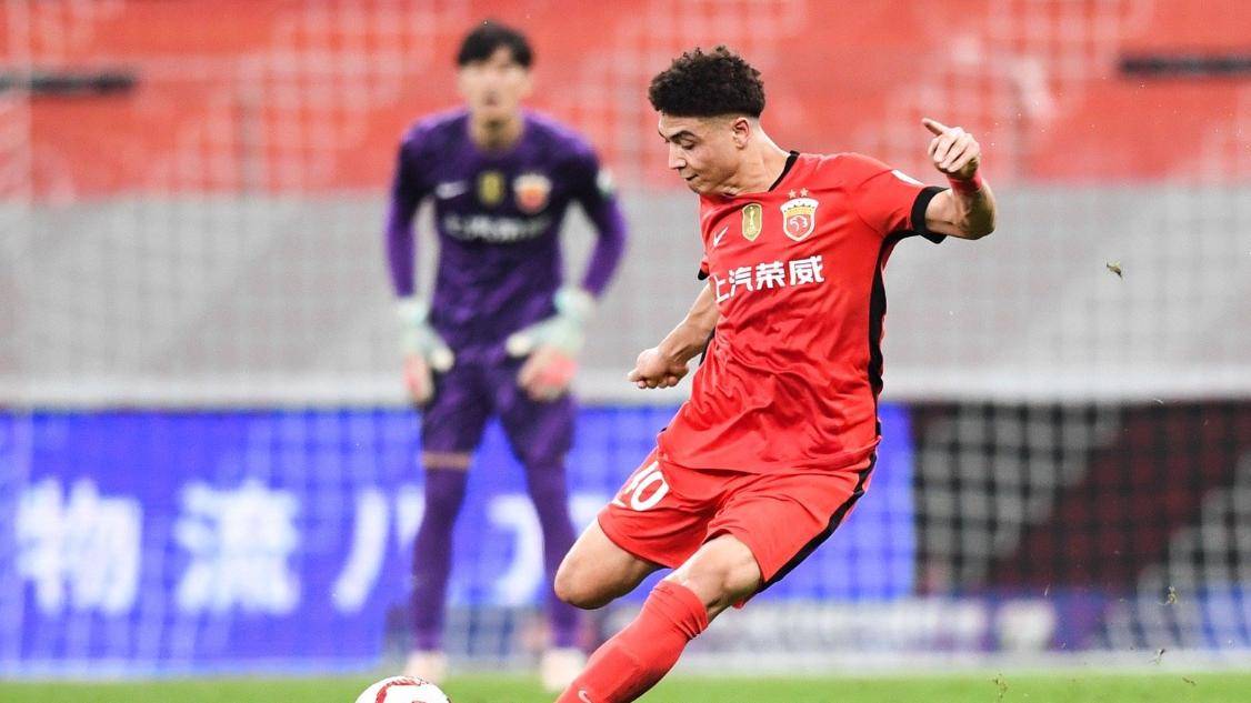 艾克森中超百球！归化前锋创历史