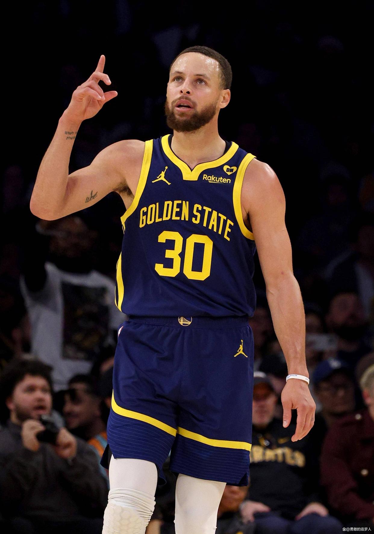 詹姆斯&库里时代终结？新生代球星崛起